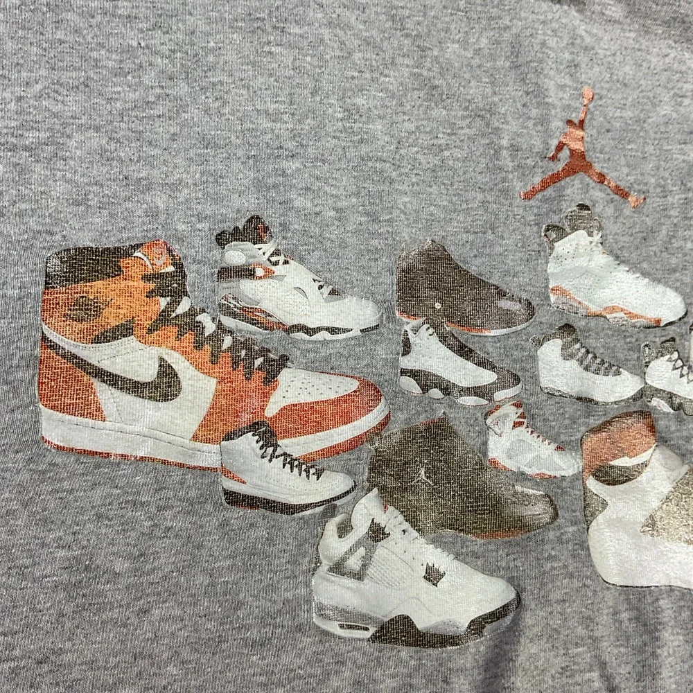 Vintage Nike Air Jordan T-Shirt Sneaker History Y2K Graphic‎ Tee Gray Men Sz XL